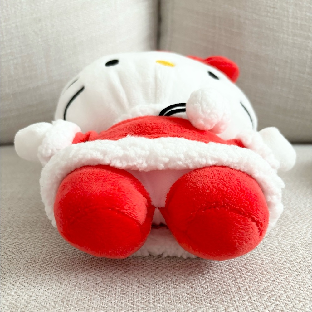 Hello Kitty plush - Picture 3 of 6